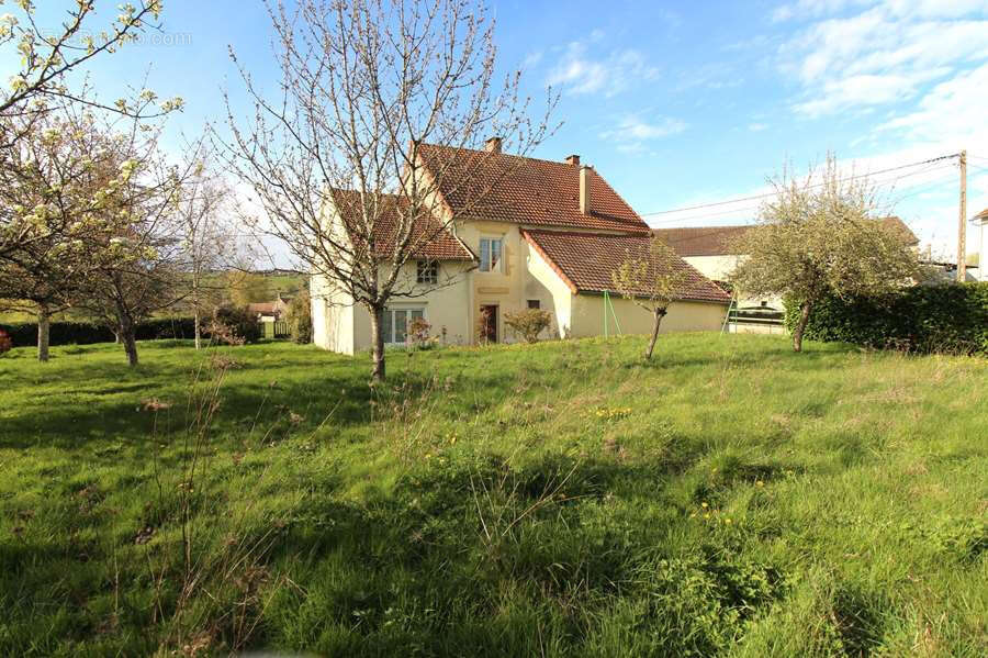Maison à CORBIGNY