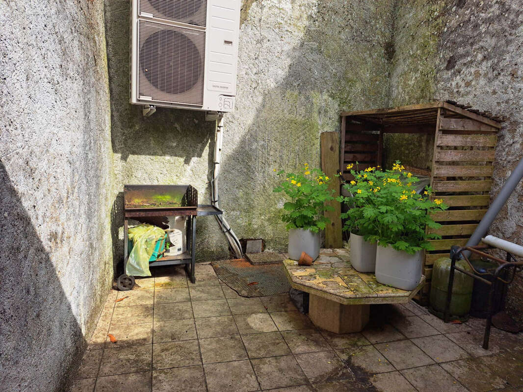 Maison à SAINT-CALAIS