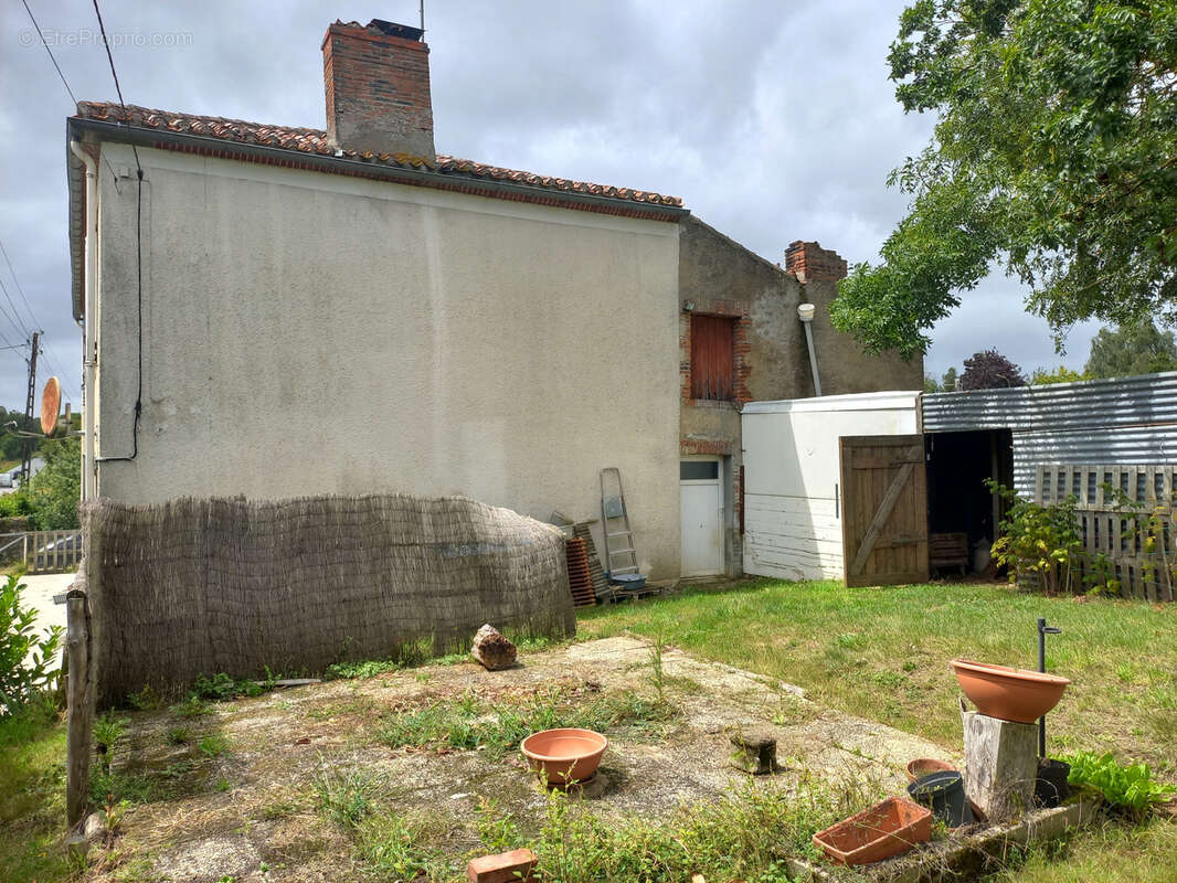 Maison à SAINT-MESMIN
