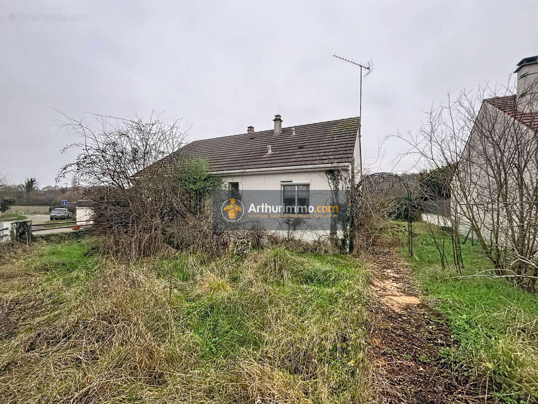 Maison à COULOMMIERS