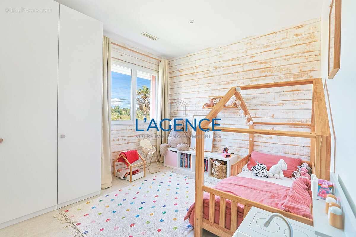 Appartement à HYERES