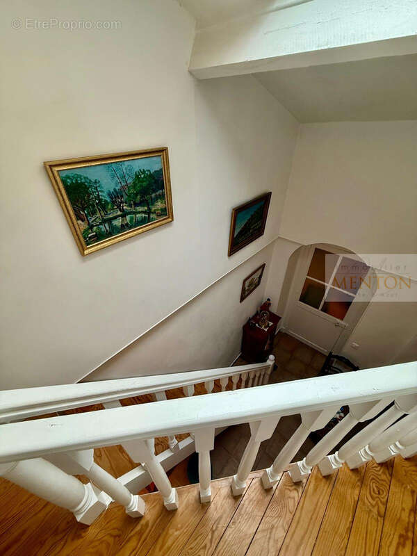 Appartement à MENTON