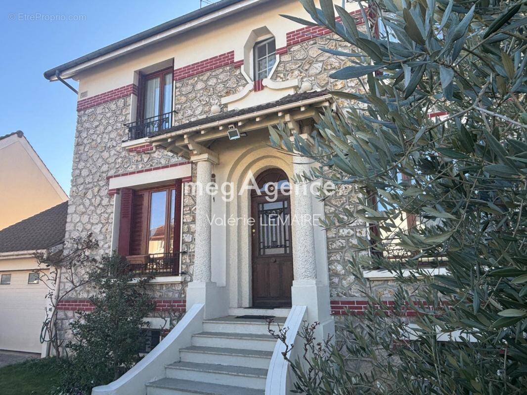Maison à GRETZ-ARMAINVILLIERS
