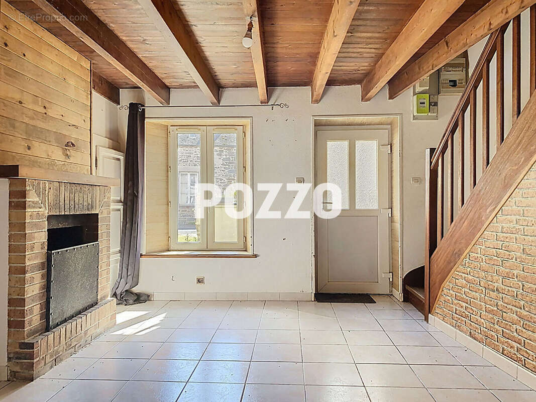 Maison à SAINT-VAAST-LA-HOUGUE