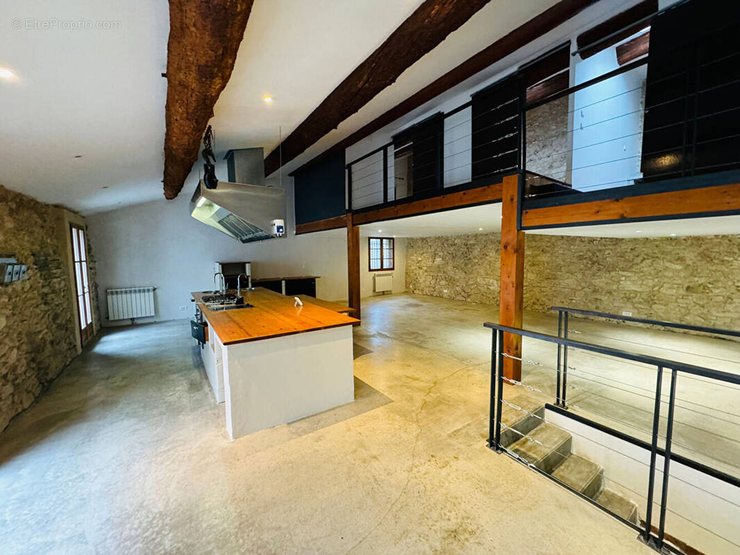 Appartement à LESPIGNAN