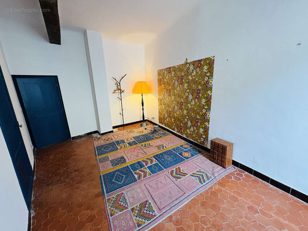Maison à CORRENS