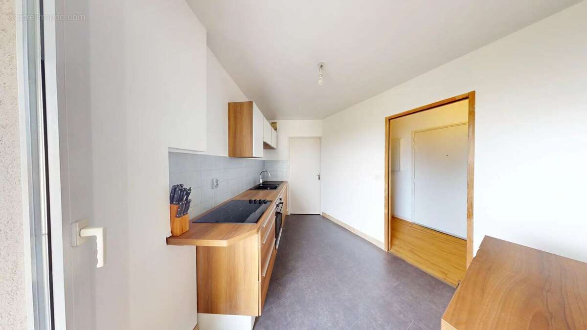 Appartement à MAINVILLIERS