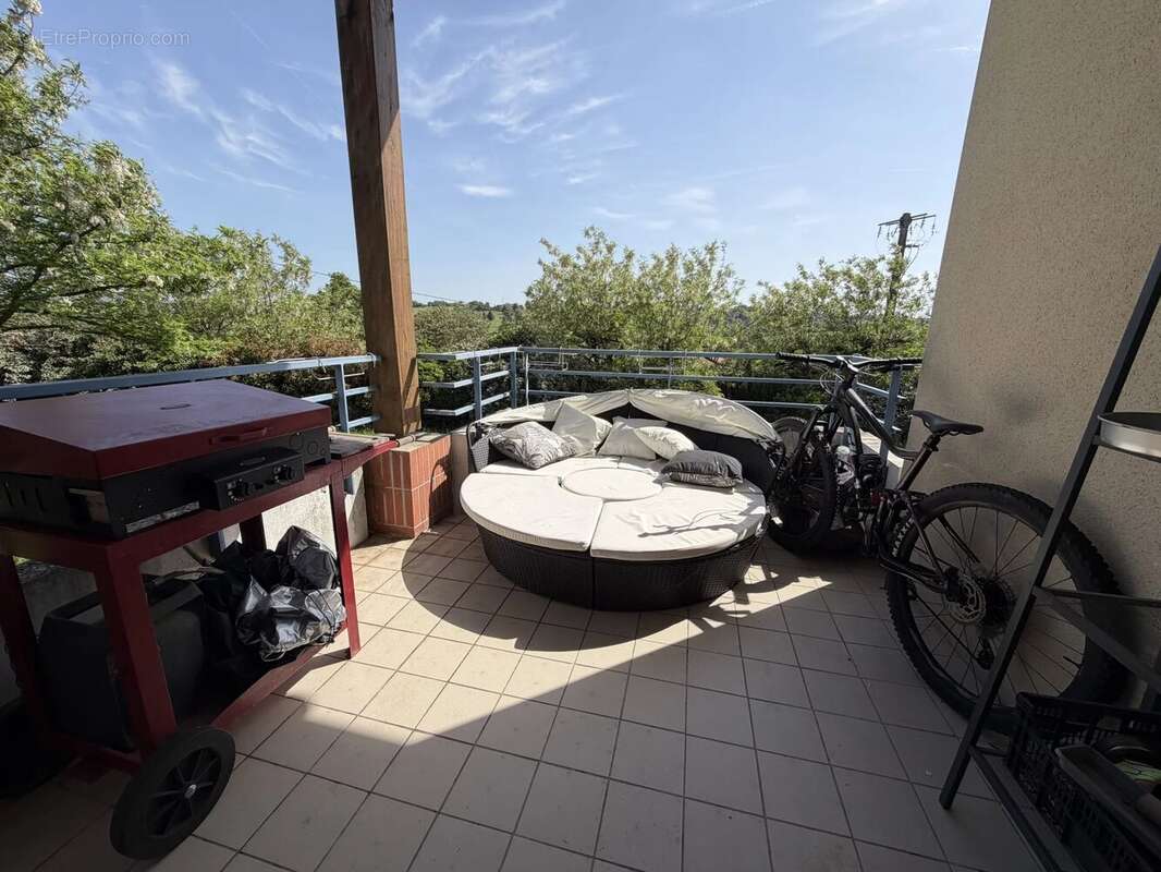 Appartement à MONTRABE