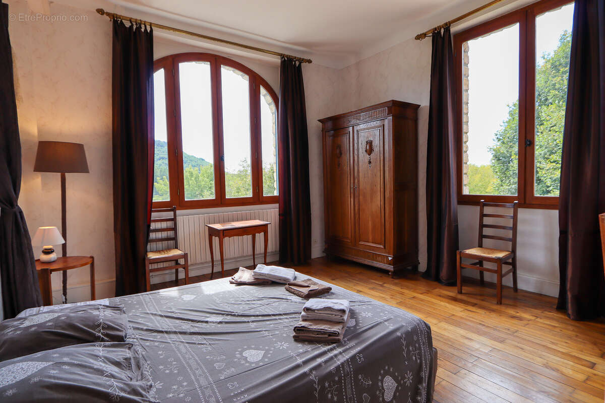 Maison à SAINT-VINCENT-DE-COSSE