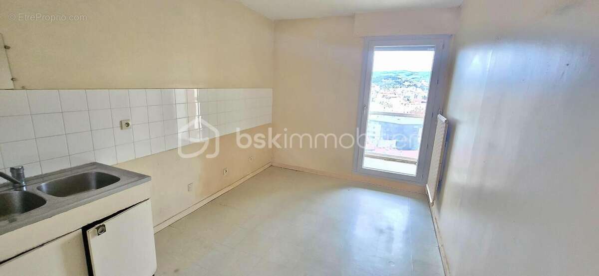 Appartement à SAINT-ETIENNE