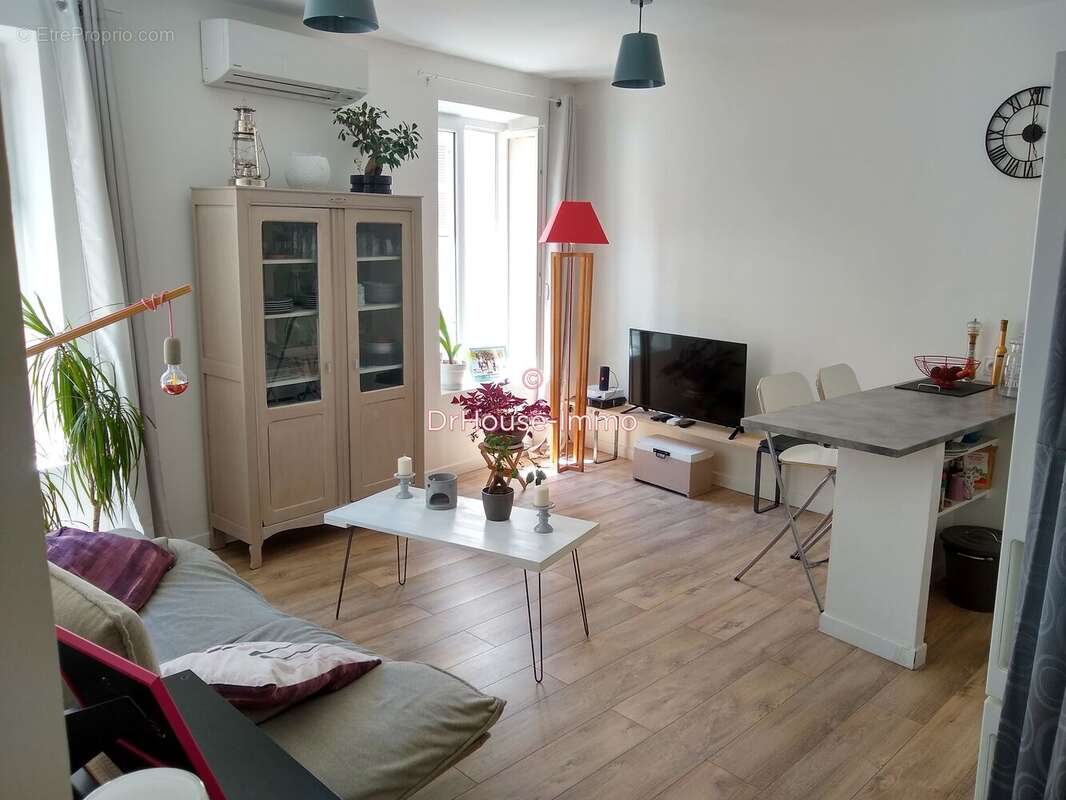 Appartement à HYERES