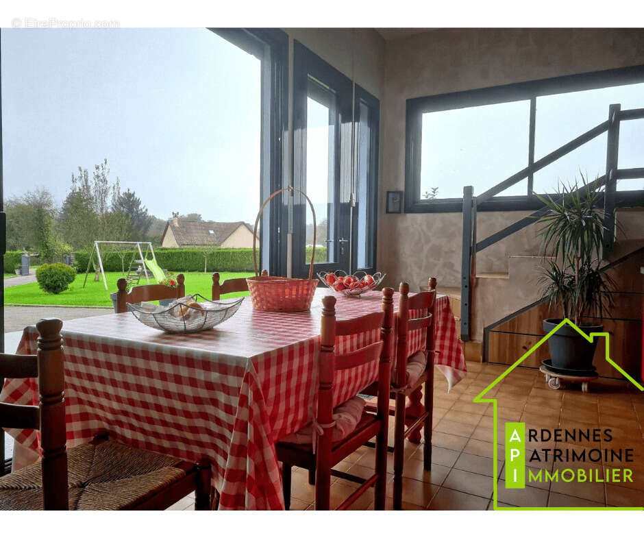 Maison à SAINT-MARCEAU