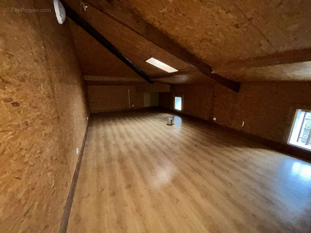 Appartement à GANGES