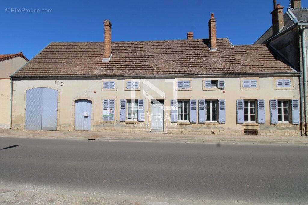 Maison à NAVILLY
