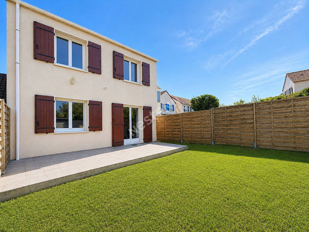 Maison cosy 5 pièces à vendre à Chaumontel - Rare sur le marché ! - photo 1