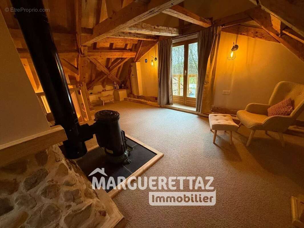 Maison à BELLEVAUX