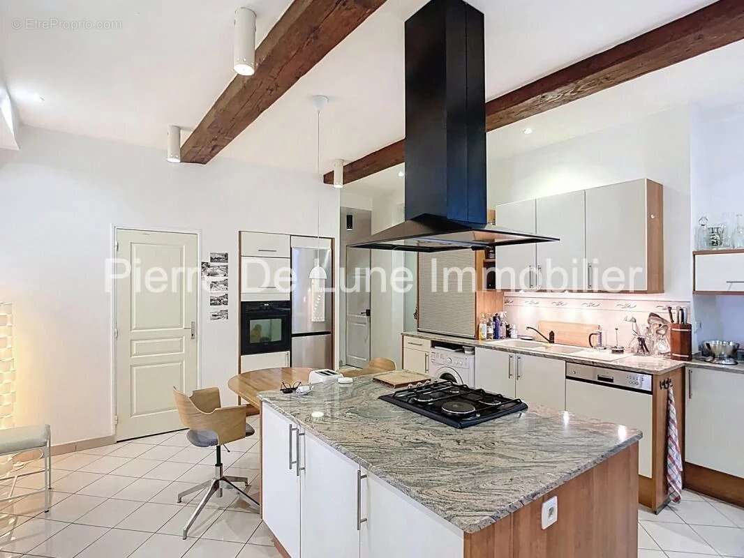 Appartement à LYON-1E