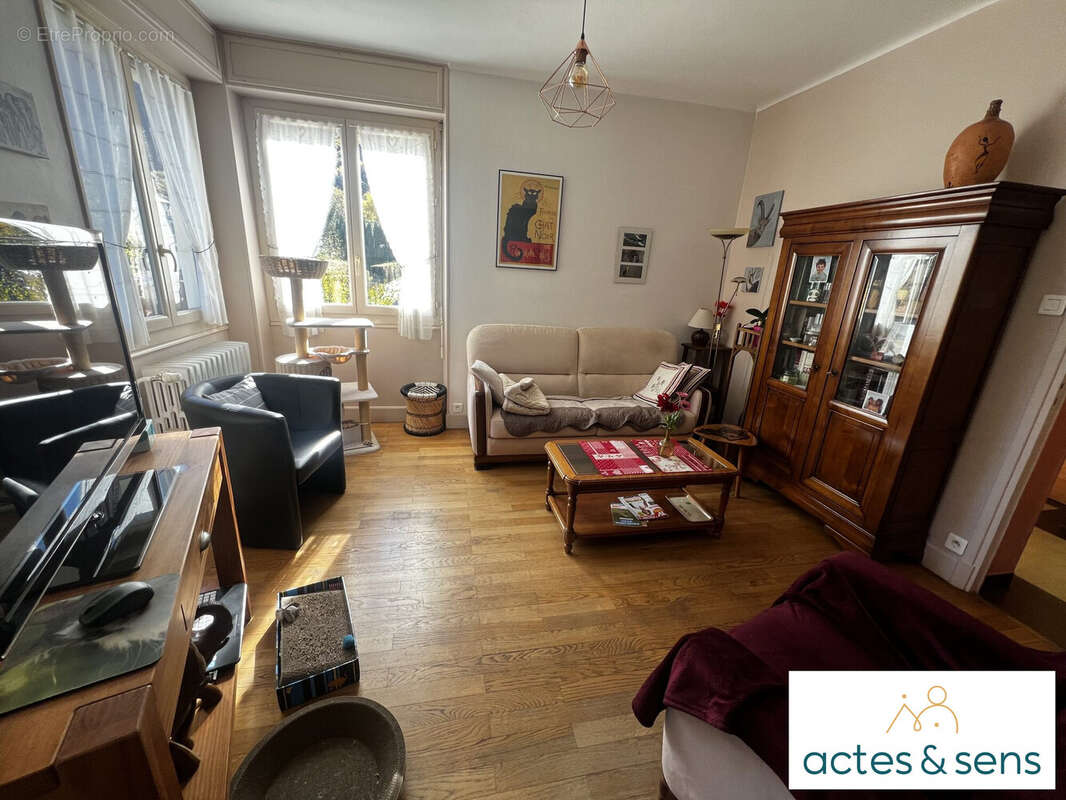 Maison à SAINT-MARTIN-D&#039;ARC