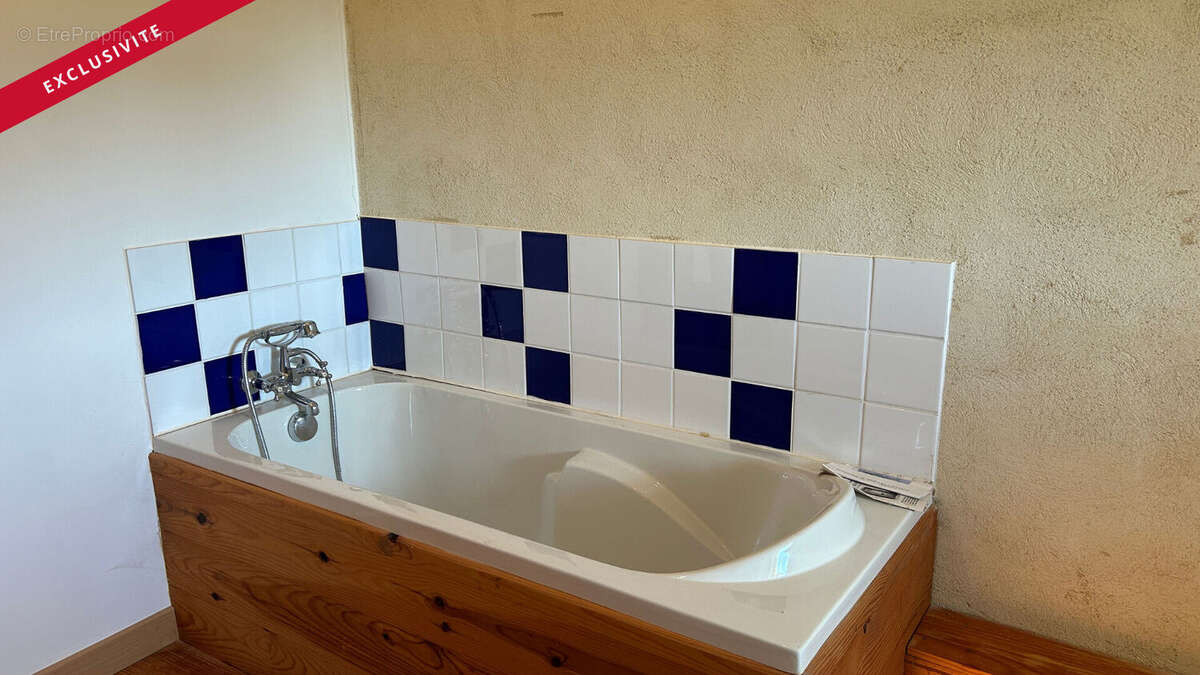 Maison à VIEUX-RUFFEC