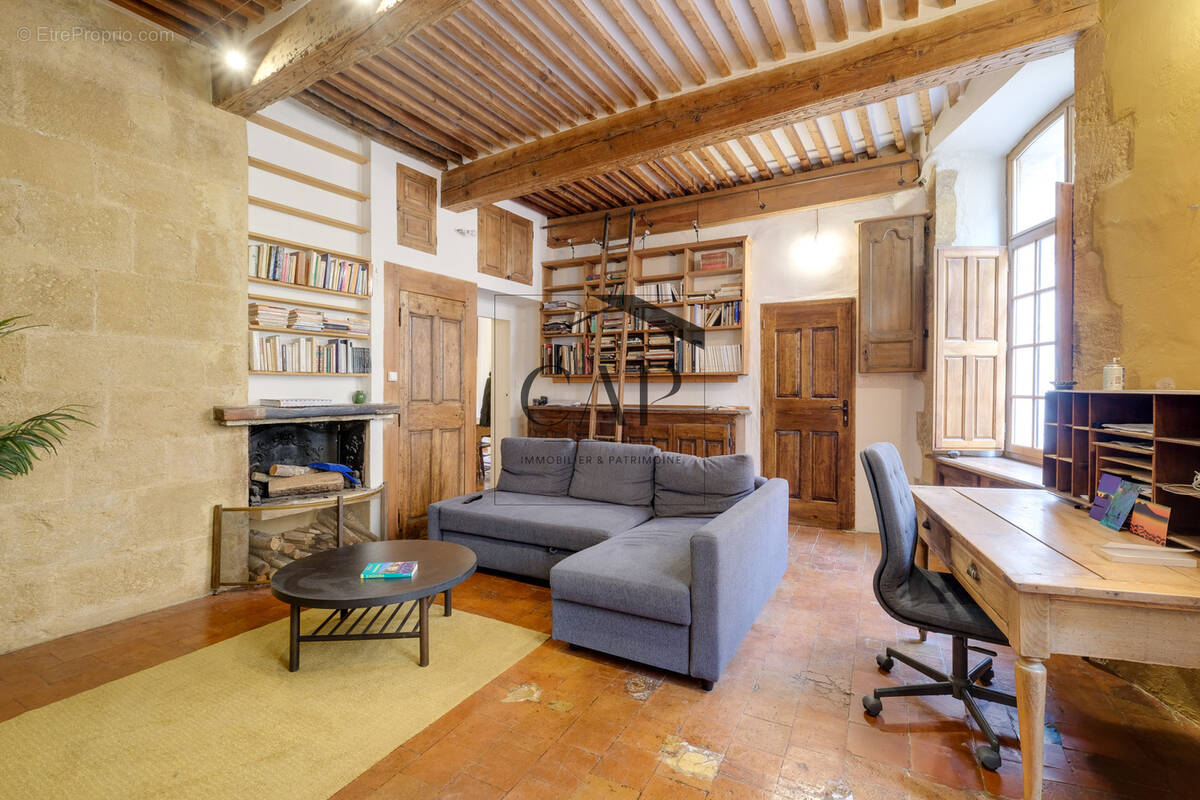 Appartement à AIX-EN-PROVENCE