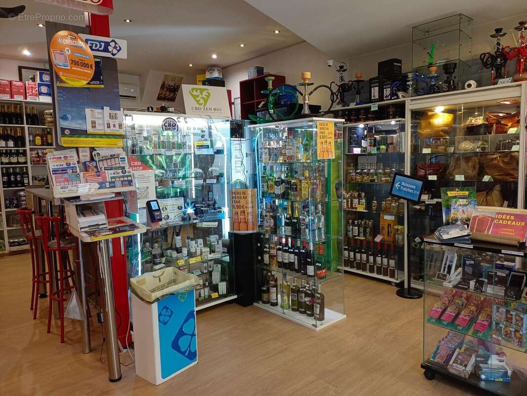 Photo 4 - Commerce à PERIGUEUX