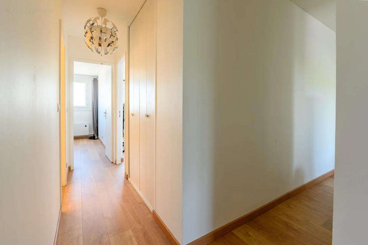 Appartement à ROSNY-SOUS-BOIS