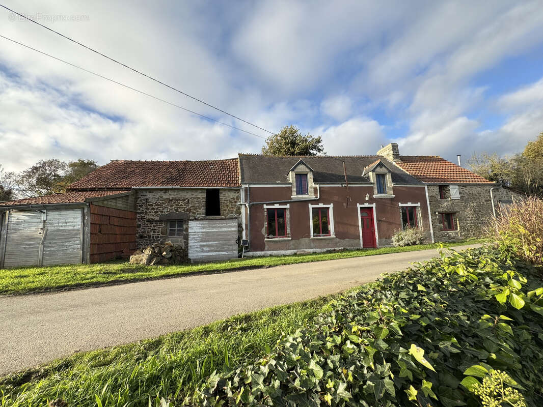 Maison à LE MESNIL