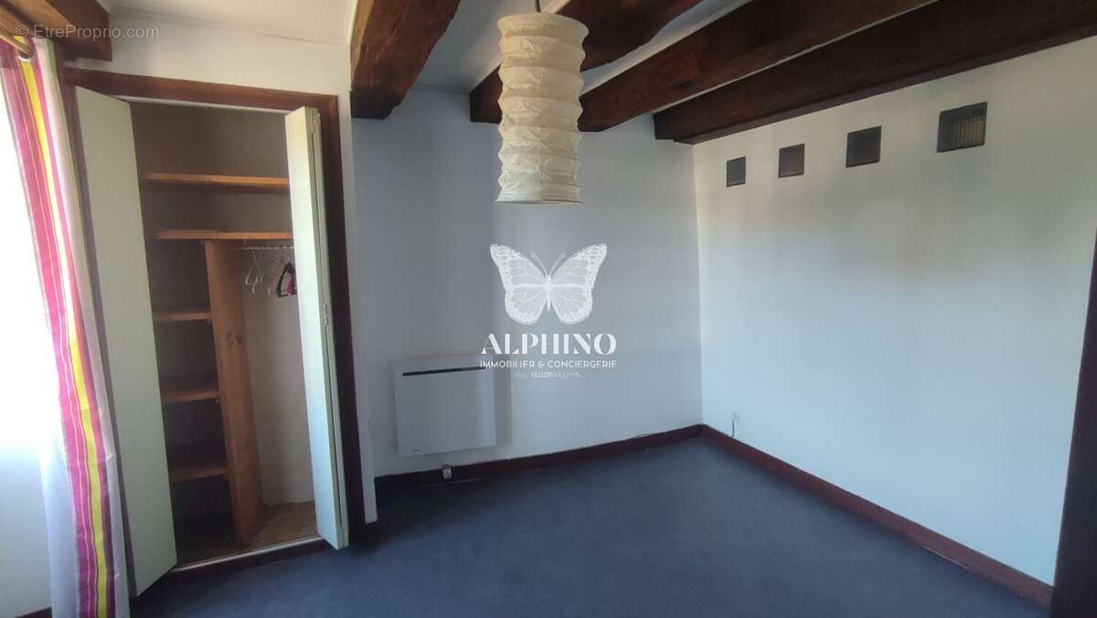 Maison à CHAMPNIERS-ET-REILHAC