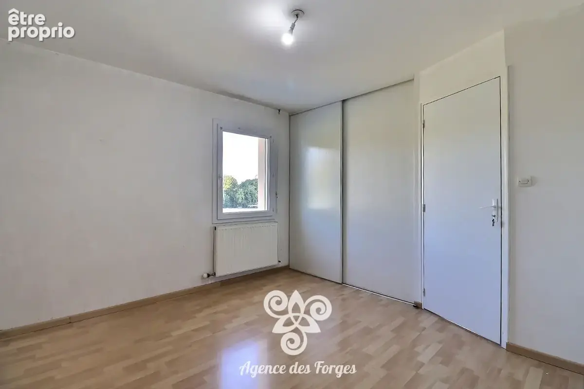 Maison de 132m² / 4 chambres / sous sol / Bégrolles En Mauges - photo 9