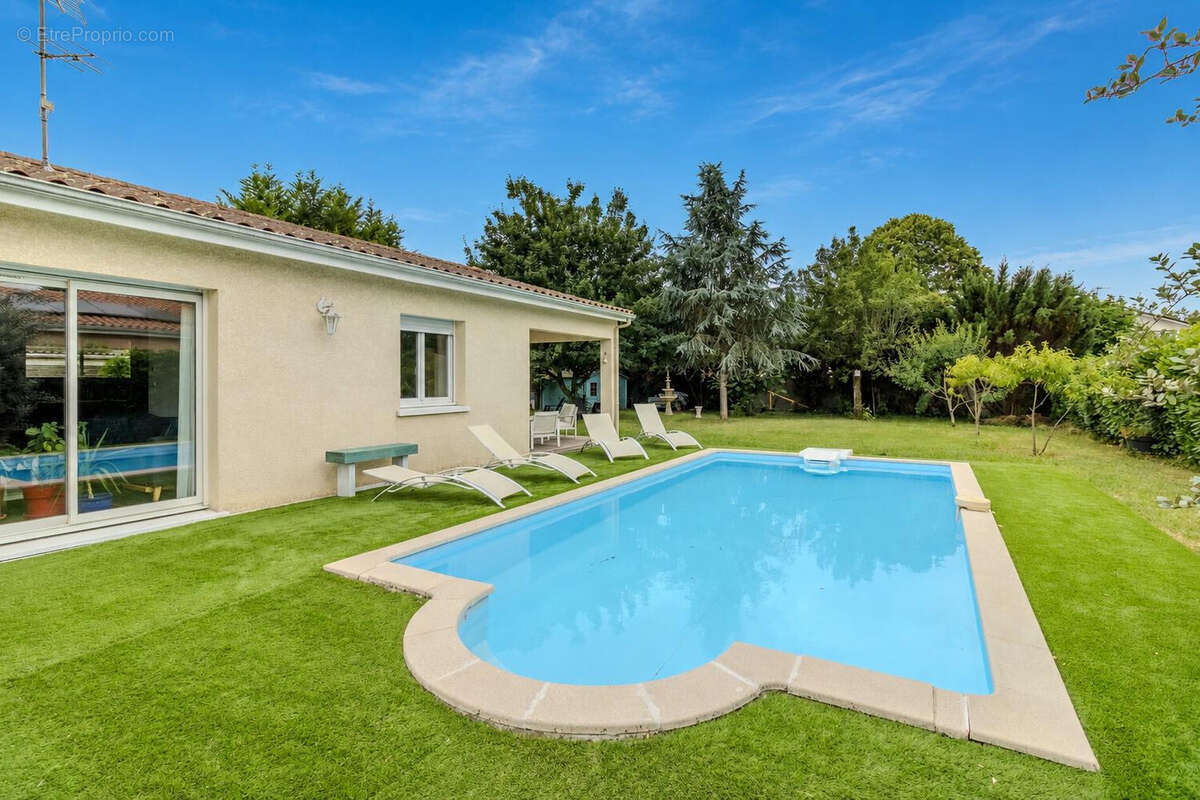 Maison 6 pièces 150 m² avec piscine à Créon - photo 2