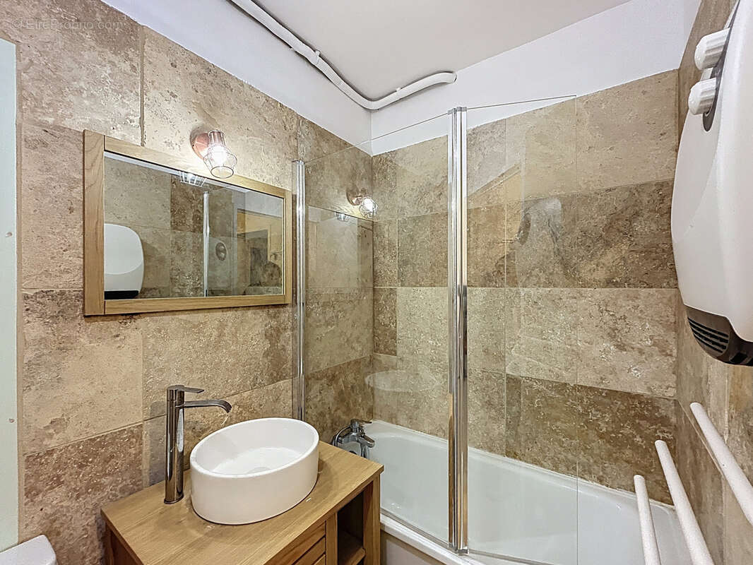 Appartement à SAINT-PONS