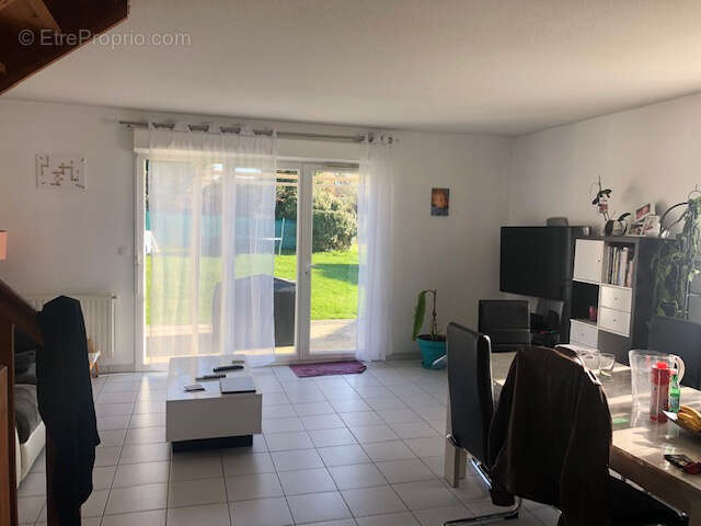 Maison à SAINT-ASTIER