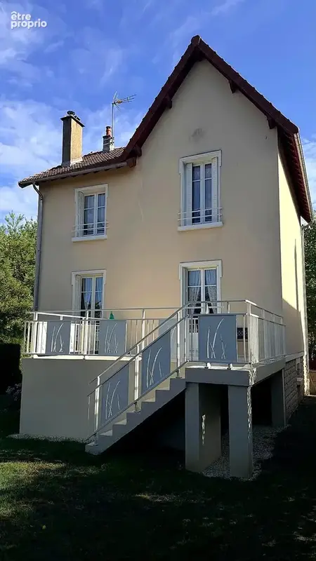 Auxerre – Une maison familiale rare face à un parc remarquable - photo 3