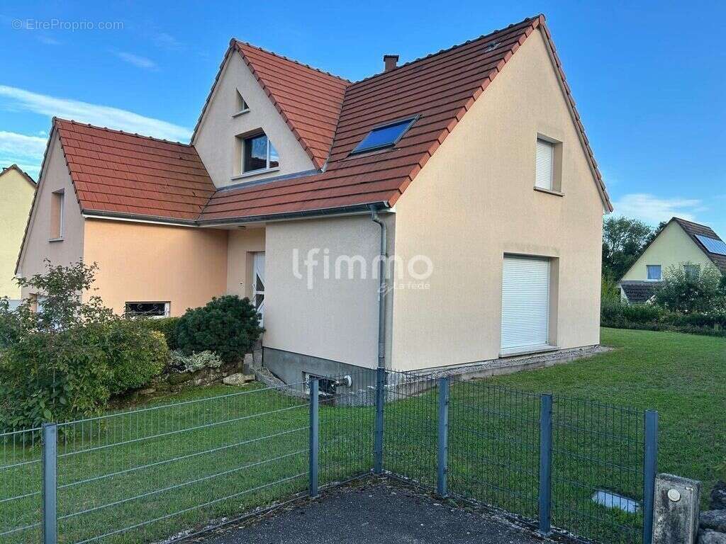 Maison à LAMPERTSLOCH