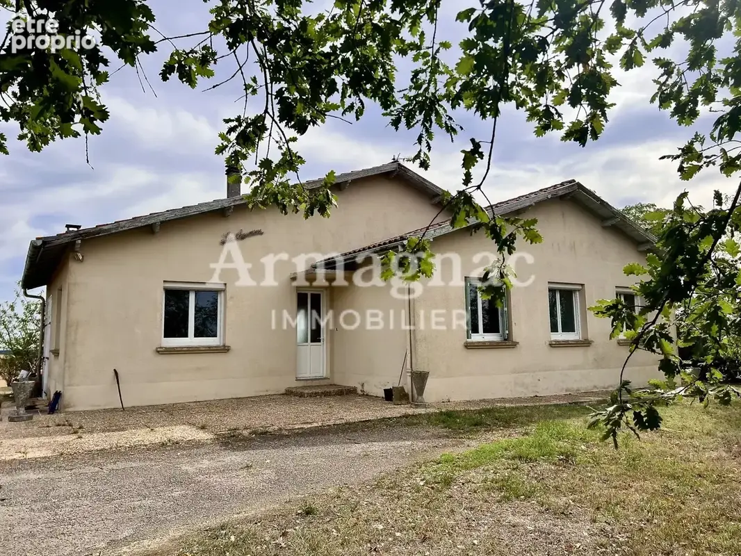 Photo Maison à Castillon-Debats au prix de 138 000€