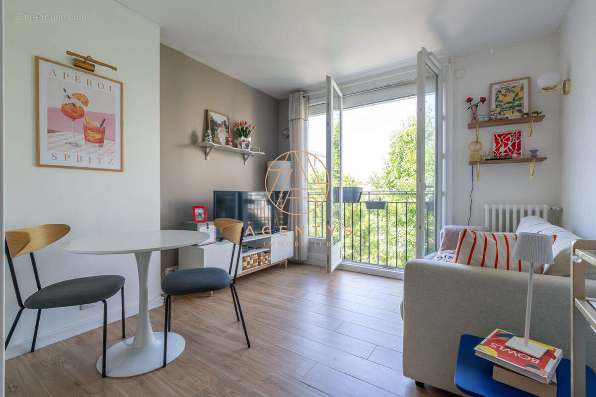 Appartement à LE PERREUX-SUR-MARNE