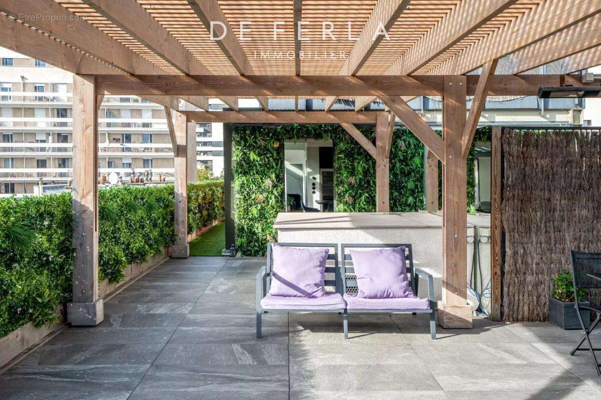 Appartement à PARIS-19E