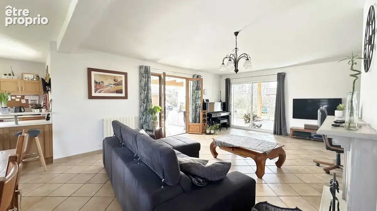 Maison basque de type t6 de 185 m2 avec piscine + dependance de 50 m2 - photo 8