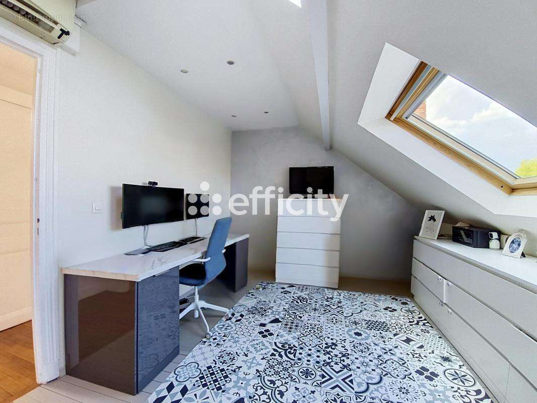 Maison 160 m² à Sannois  - photo 19