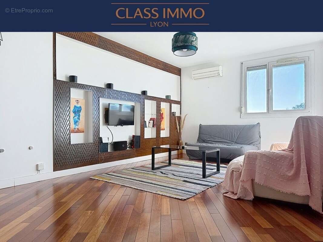 Photo 2 - Appartement à CALUIRE-ET-CUIRE