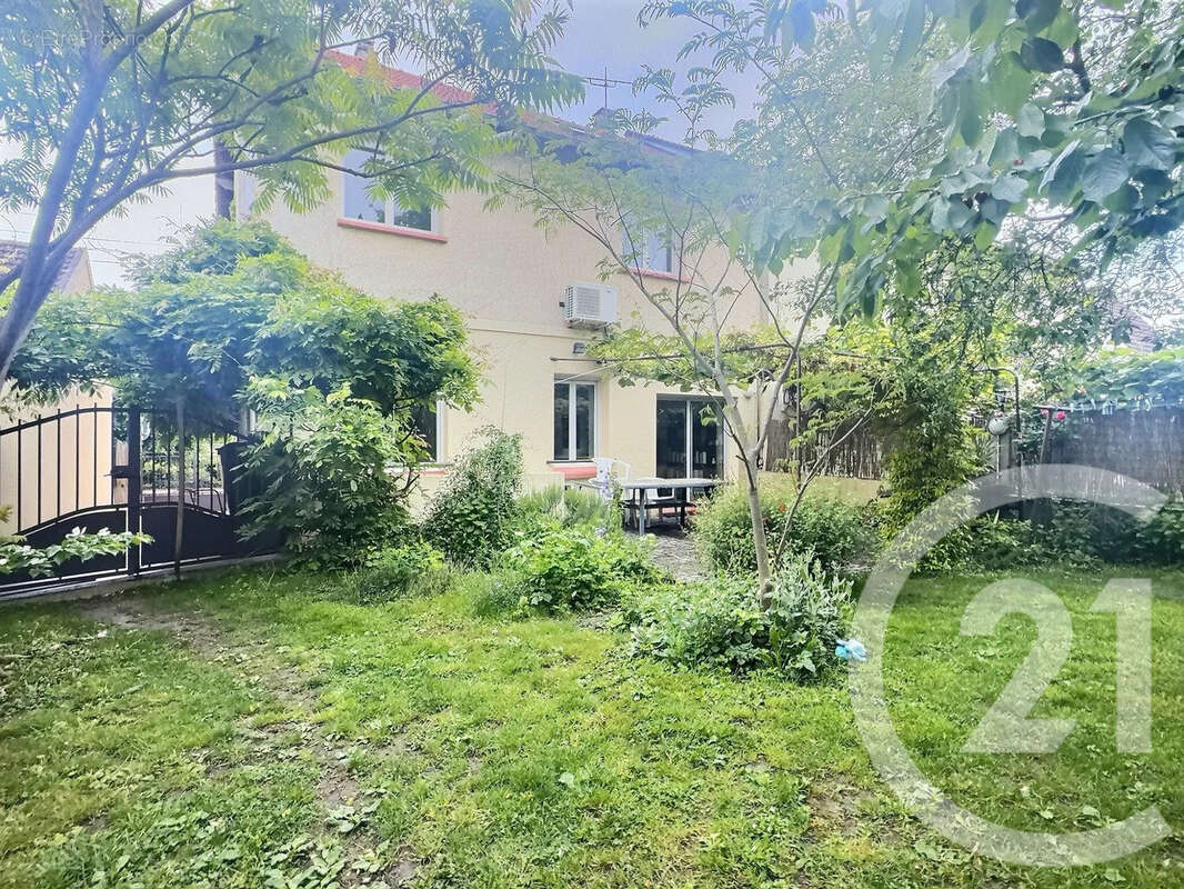Maison à AULNAY-SOUS-BOIS