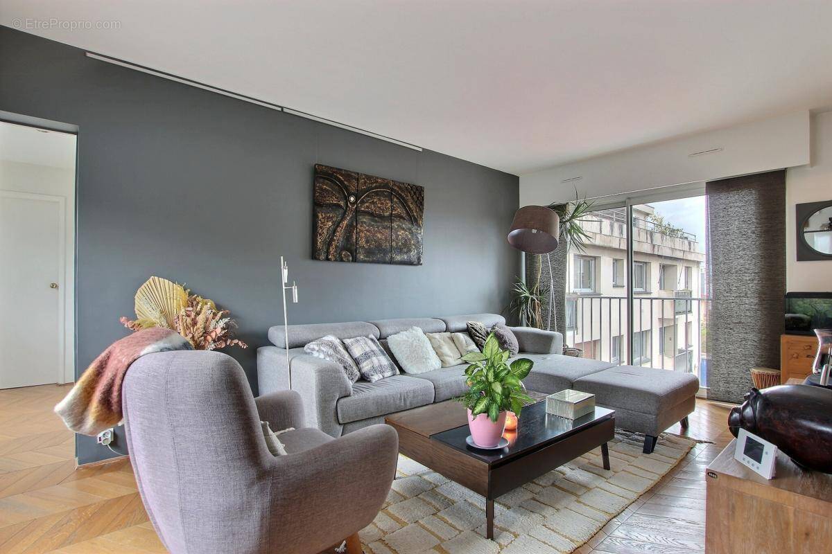 Appartement à COLOMBES