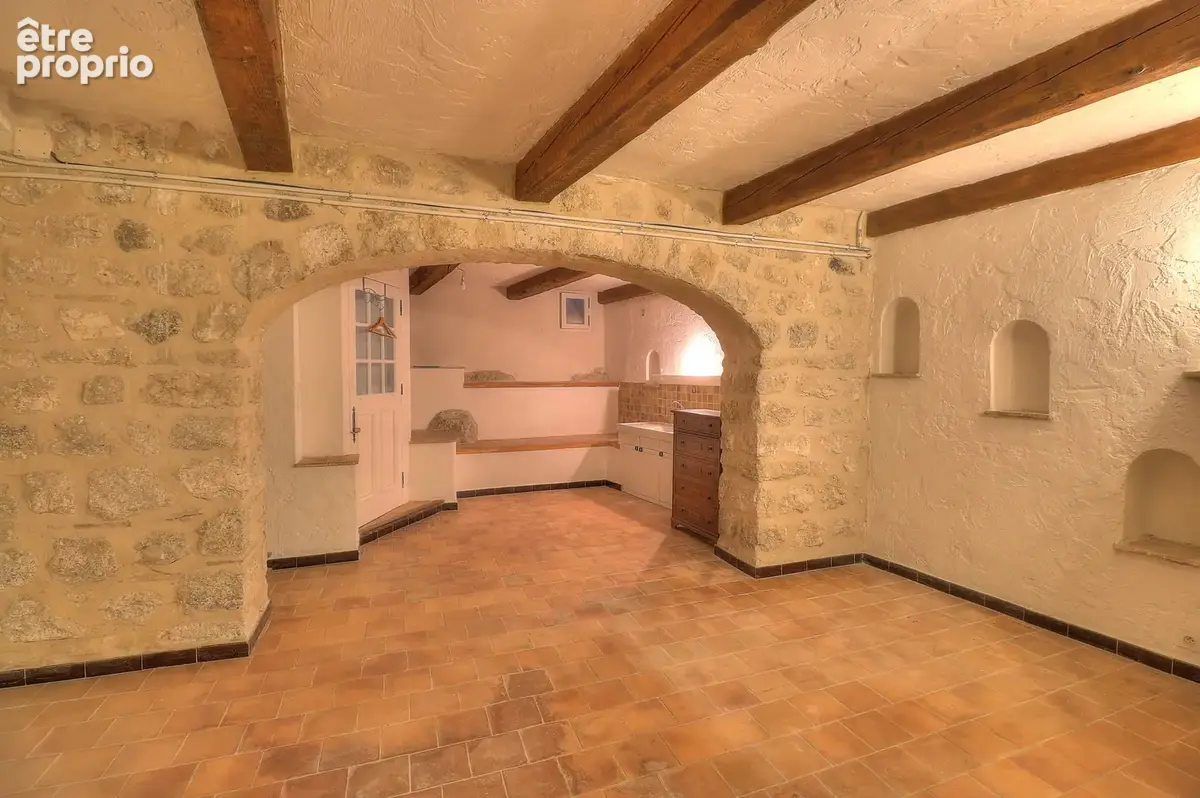 Charmante maison de village de 147 m² à Coursegoules - photo 6