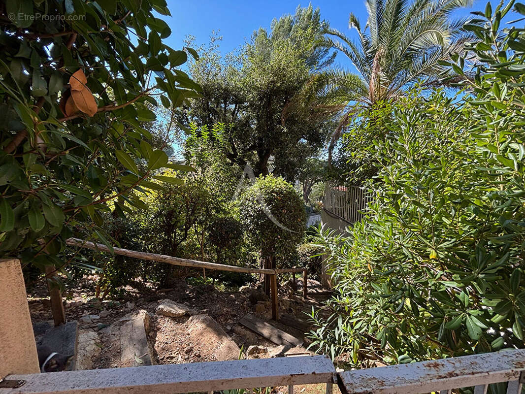 Appartement à LE CANNET