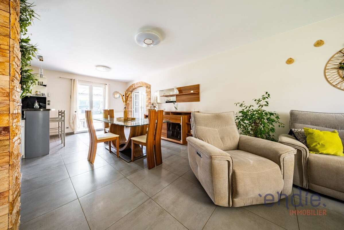 Maison à SENNECEY-LES-DIJON