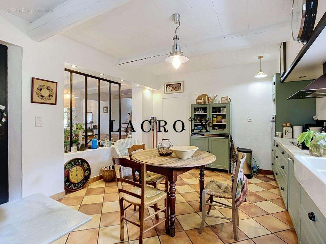 Maison 234 m² à Bedoin  - photo 8