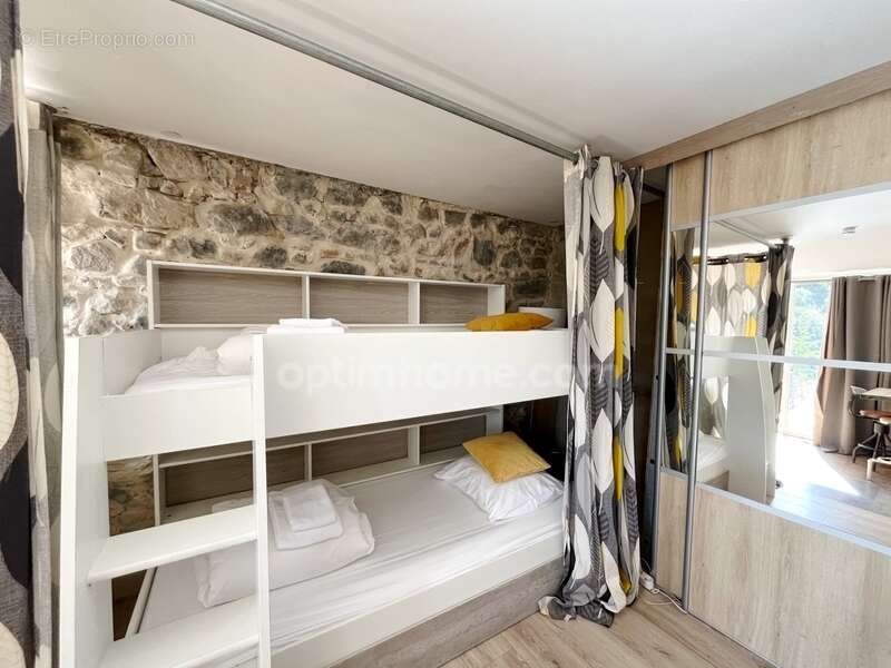 Maison à SAINT-DIDIER-SUR-BEAUJEU