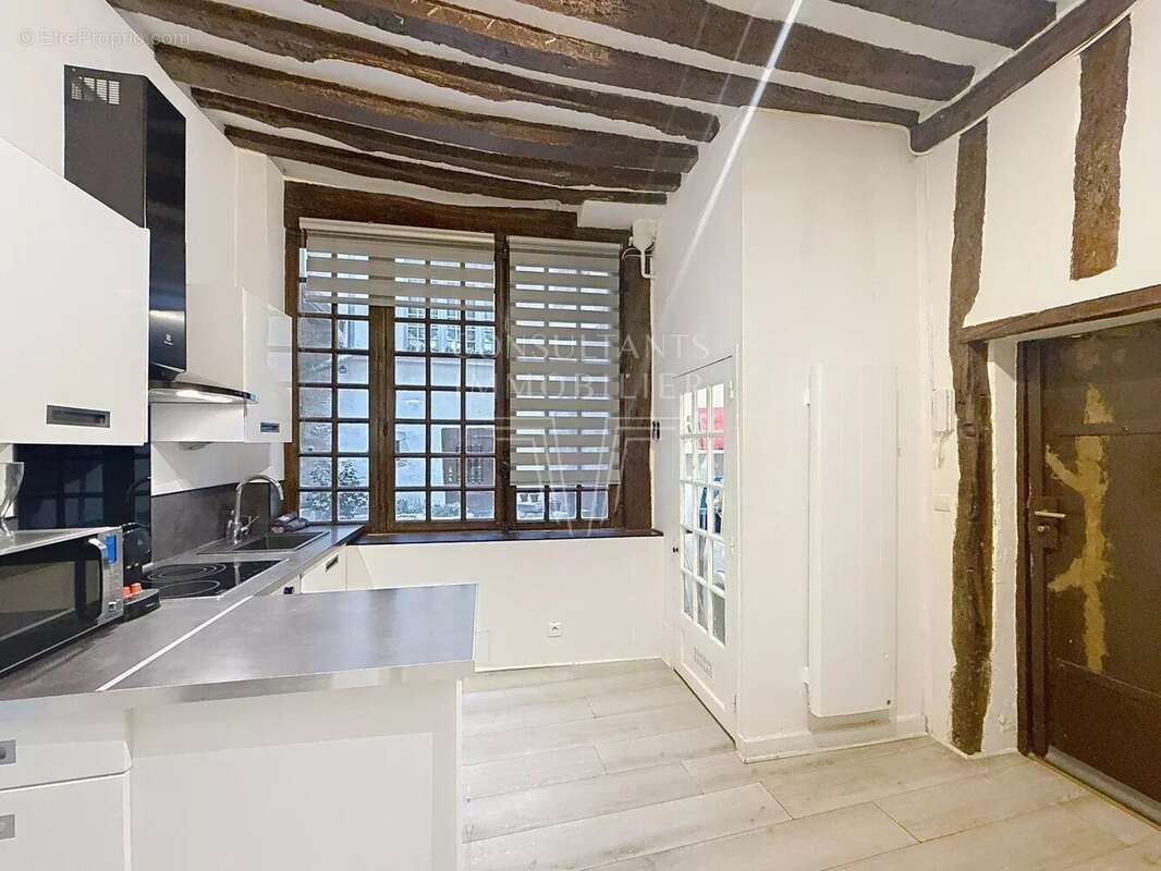 Appartement à PARIS-5E