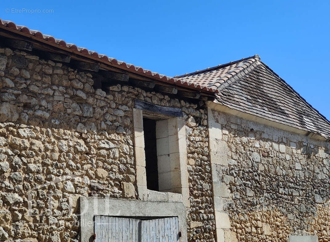 Maison à CREYSSAC
