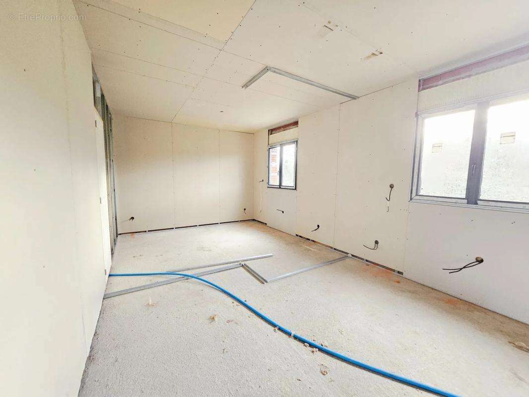 Maison à MONTPON-MENESTEROL